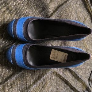 New Tory Burch women’s shoes. Size 9